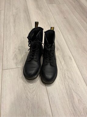 Dr. Martens 1460 Youth